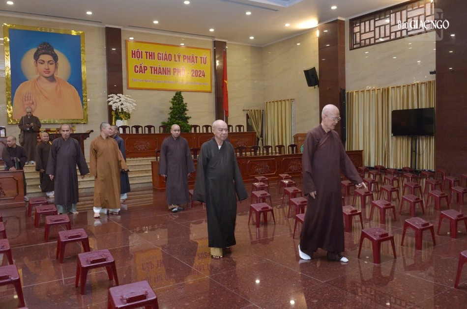 Hội trường chính của Việt Nam Quốc Tự - Ảnh: Bảo Toàn Hội trường chính của Việt Nam Quốc Tự - Ảnh: Bảo Toàn