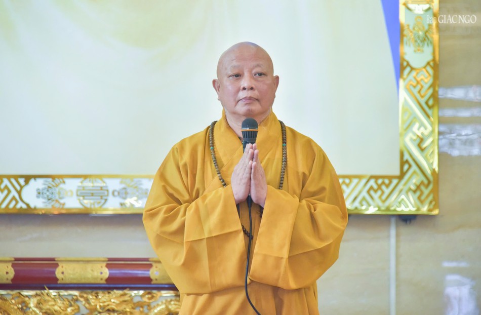 Hòa thượng Thích Lệ Trang ban đạo từ đến tất cả Phật tử