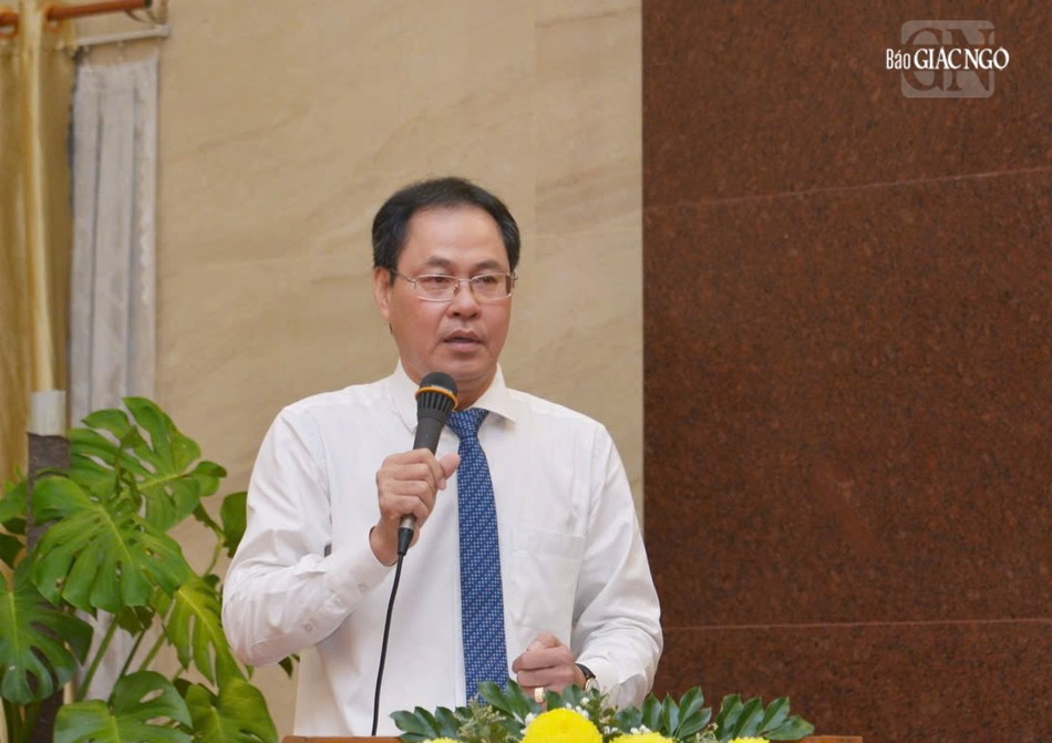 Ông Nguyễn Thành Trung phát biểu tại hội nghị Ông Nguyễn Thành Trung phát biểu tại hội nghị