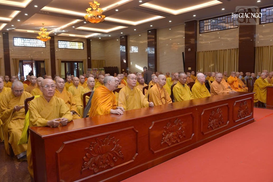 Chư tôn đức Tăng tham dự Chư tôn đức Tăng tham dự