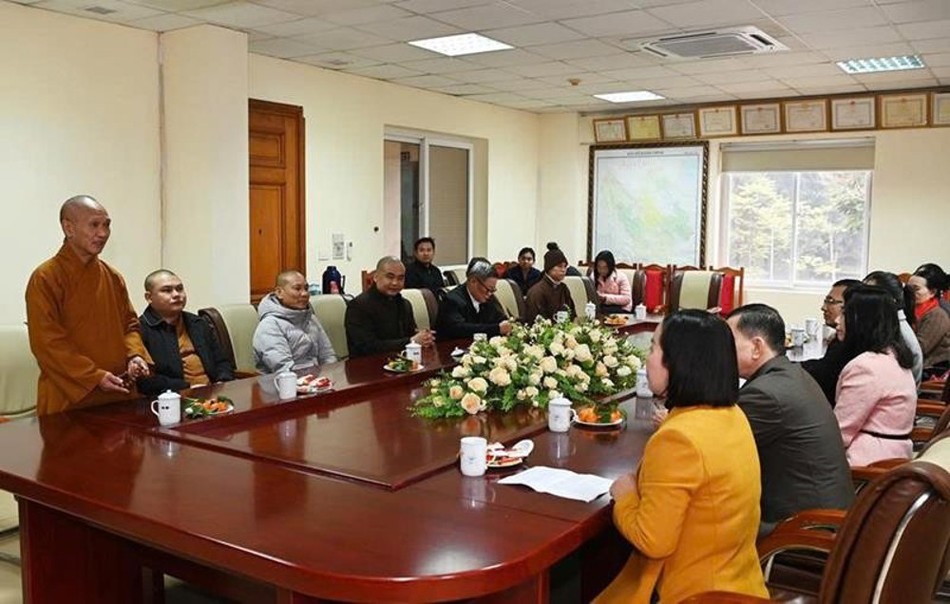 Hòa thượng Thích Thanh Điện chúc Tết tại Tỉnh ủy tỉnh Lào Cai