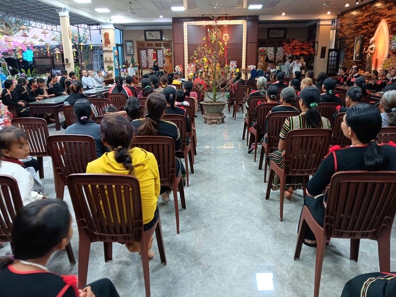 Đoàn Phân ban Phật tử Dân tộc T.Ư thăm và chúc mừng các đạo tràng Phật tử Đoàn Phân ban Phật tử Dân tộc T.Ư thăm và chúc mừng các đạo tràng Phật tử