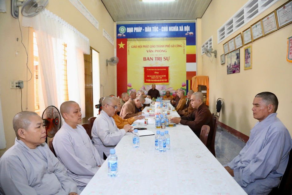 Quang cảnh buổi họp đầu năm của Ban Trị sự TP.Gò Công Quang cảnh buổi họp đầu năm của Ban Trị sự TP.Gò Công