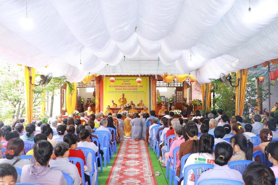 Lễ công bố Điểm sinh hoạt tôn giáo tập trung Quan Âm Lan Nhã Lễ công bố Điểm sinh hoạt tôn giáo tập trung Quan Âm Lan Nhã