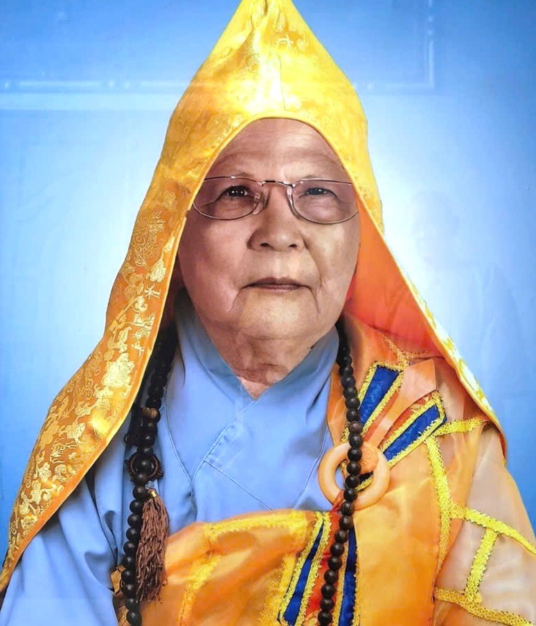 Chân dung Ni trưởng Thích nữ Hải Thọ