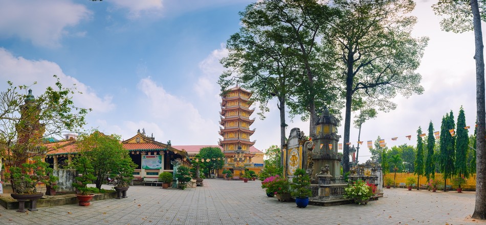 Không gian chùa Hội Khánh