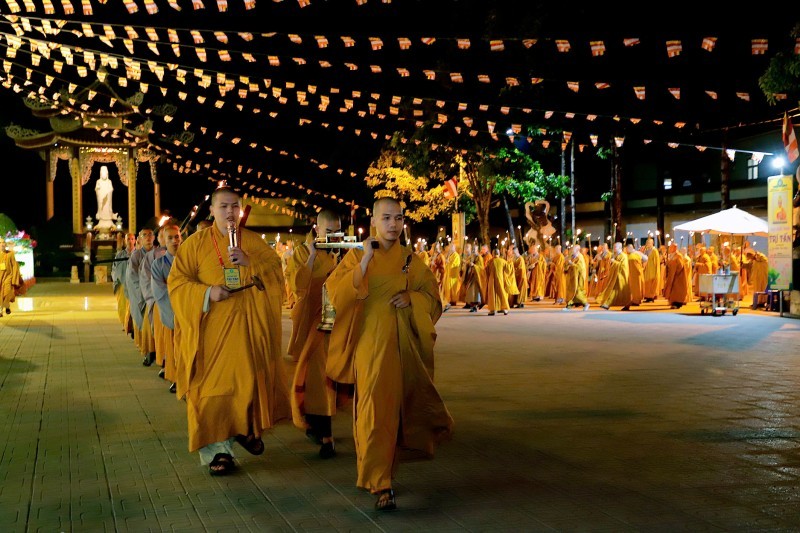 Tiếng chuông tỉnh thức