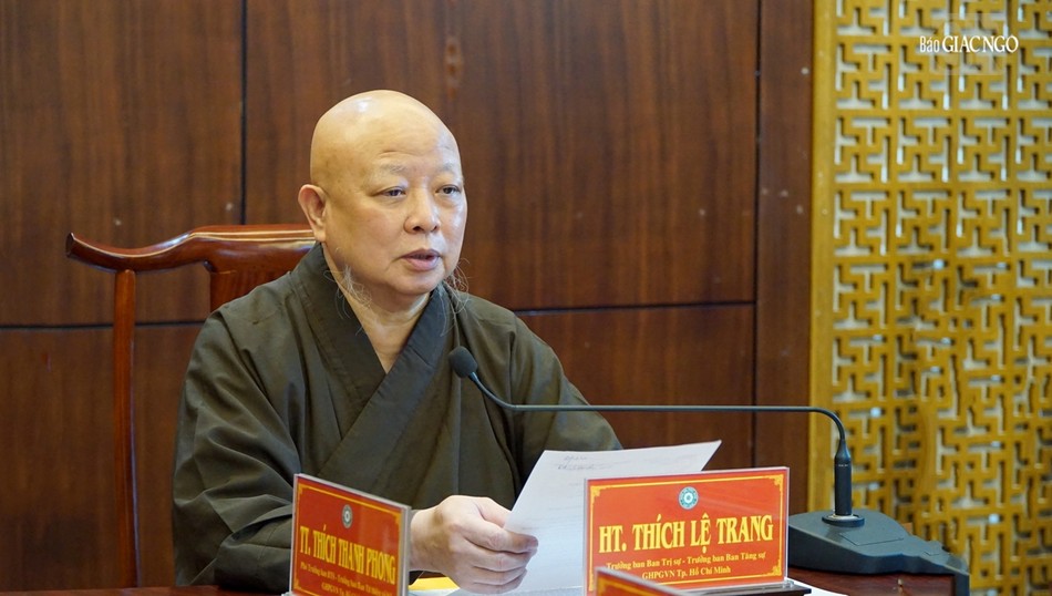 Hòa thượng Thích Lệ Trang chủ trì buổi họp Ban Thường trực