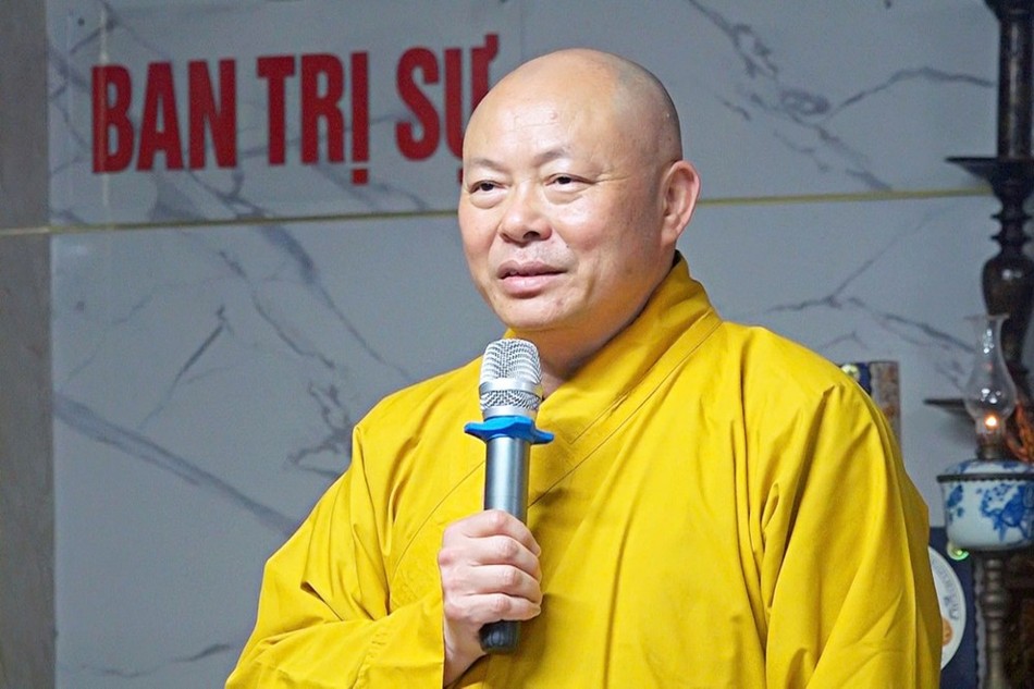 Thượng tọa Thích Tâm Định phát biểu đúc kết phiên họp Thượng tọa Thích Tâm Định phát biểu đúc kết phiên họp