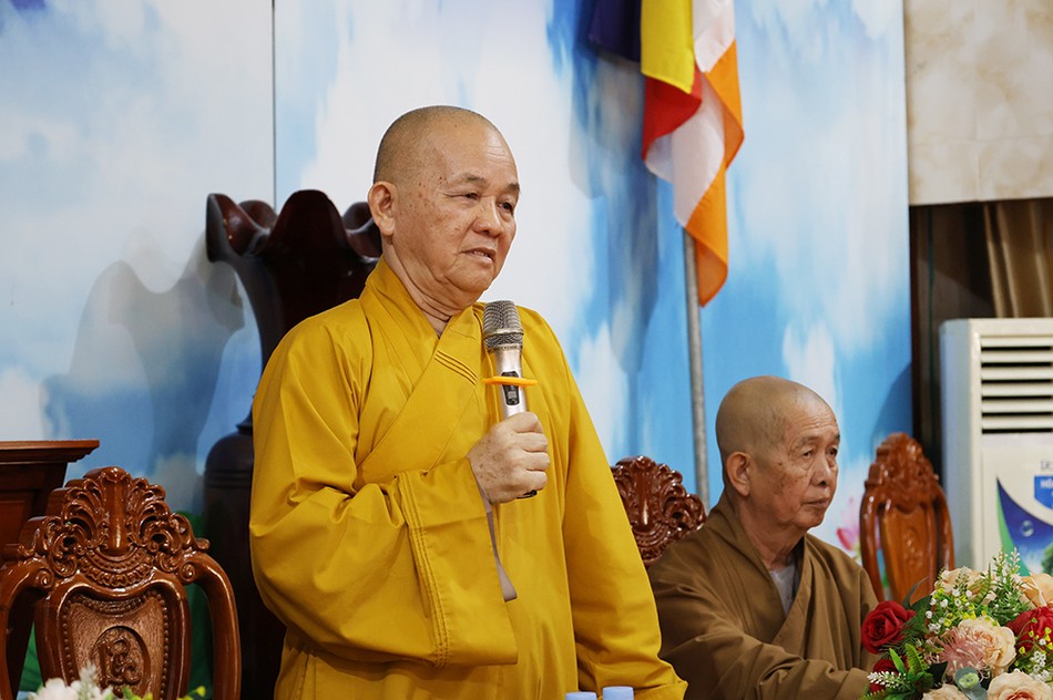 Hòa thượng Thích Minh Thiện phát biểu đúc kết Hòa thượng Thích Minh Thiện phát biểu đúc kết