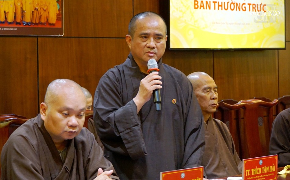 Thượng tọa Thích Tâm Hải trình về chuẩn bị tôn trí, chiêm bái Xá-lợi Trái tim Bồ-tát Thích Quảng Đức, tại Việt Nam Quốc Tự Thượng tọa Thích Tâm Hải trình về chuẩn bị tôn trí, chiêm bái Xá-lợi Trái tim Bồ-tát Thích Quảng Đức, tại Việt Nam Quốc Tự