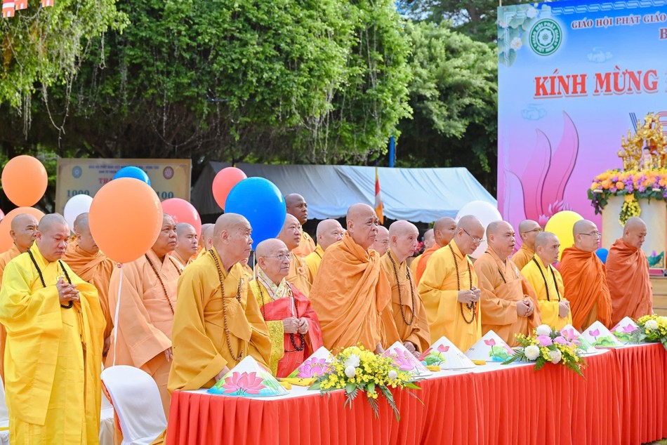 Chư tôn đức giáo phẩm chứng minh, tham dự