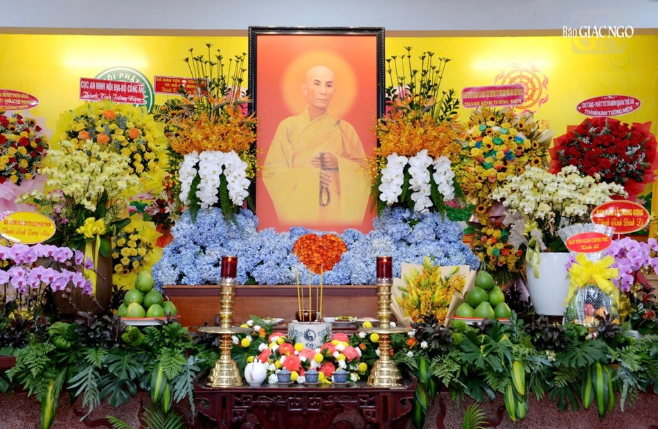 Di ảnh Bồ-tát Thích Quảng Đức tại thiền viện Quảng Đức Di ảnh Bồ-tát Thích Quảng Đức tại thiền viện Quảng Đức