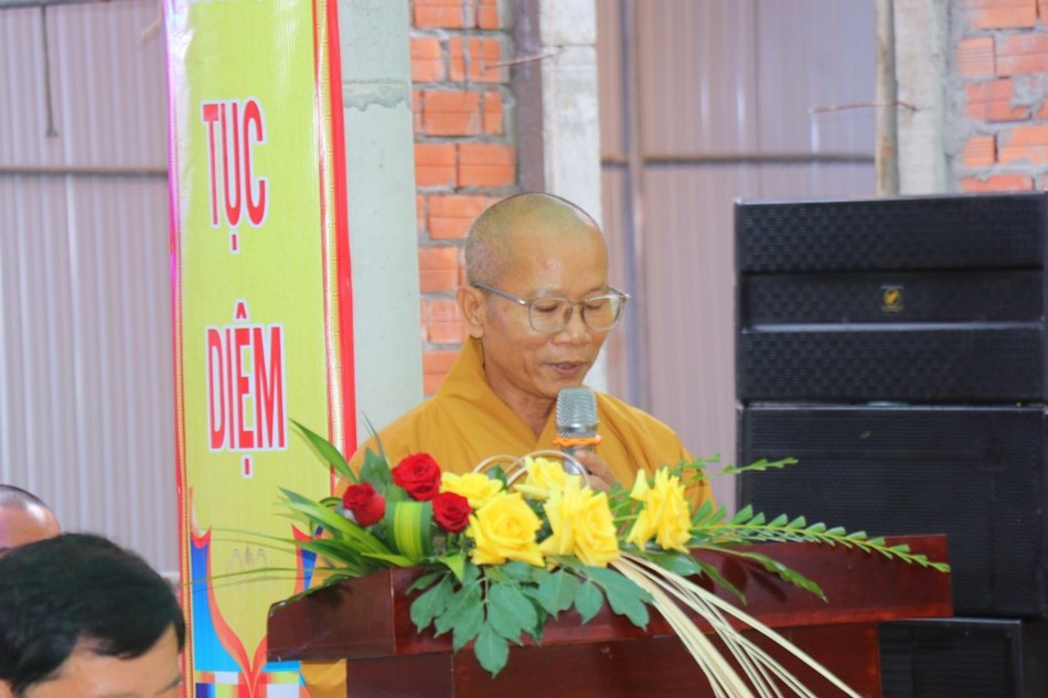 Đại đức Thích Đạt Ma Chí Thục phát biểu khai mạc Đại đức Thích Đạt Ma Chí Thục phát biểu khai mạc
