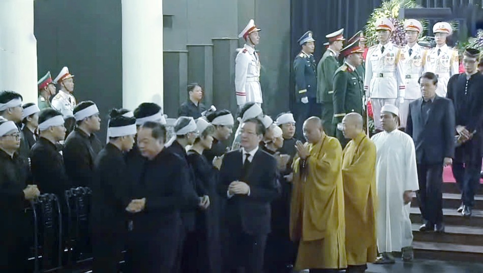 Chư tôn đức Hội đồng Trị sự chia buồn cùng gia quyến Chư tôn đức Hội đồng Trị sự chia buồn cùng gia quyến