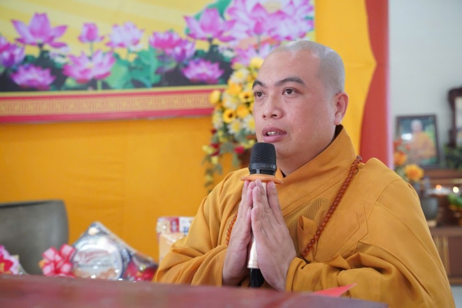 Đại đức Thích Pháp Trí công bố quyết định Đại đức Thích Pháp Trí công bố quyết định