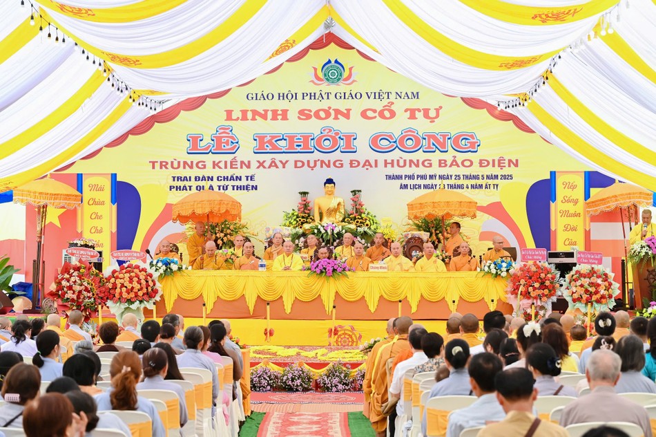 Quang cảnh buổi lễ