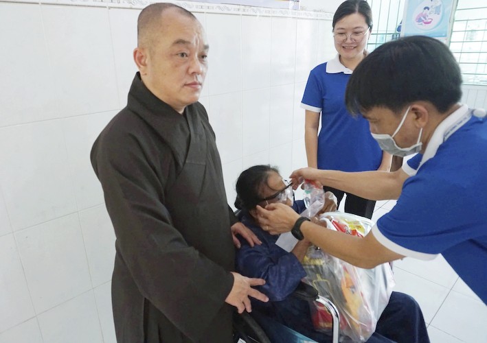 Chăm sóc bệnh nhân sau phẫu thuật Chăm sóc bệnh nhân sau phẫu thuật