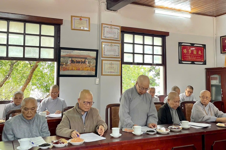 Ni trưởng Thích nữ Như Phú phát biểu khai mạc Ni trưởng Thích nữ Như Phú phát biểu khai mạc