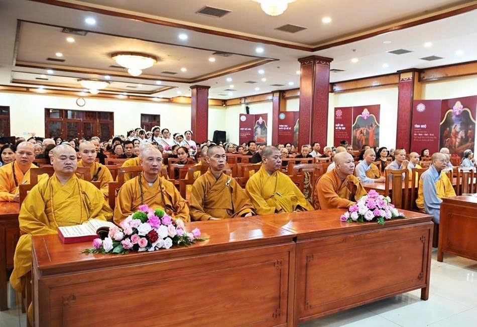 Lễ Tạ Pháp Khóa An Cư Kiết Hạ Tại Hải Phòng: Tôn Kính và Tri Ân 11 Lễ Tạ Pháp Khóa An Cư Kiết Hạ Tại Hải Phòng: Tôn Kính và Tri Ân