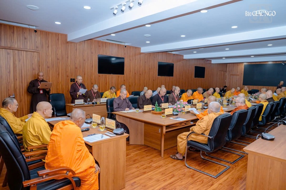 Buổi họp của Ban Thường trực Hội đồng Trị sự phía Nam thảo luận về nhân sự Ban Trị sự GHPGVN tỉnh, thành phố sau sáp nhập Buổi họp của Ban Thường trực Hội đồng Trị sự phía Nam thảo luận về nhân sự Ban Trị sự GHPGVN tỉnh, thành phố sau sáp nhập