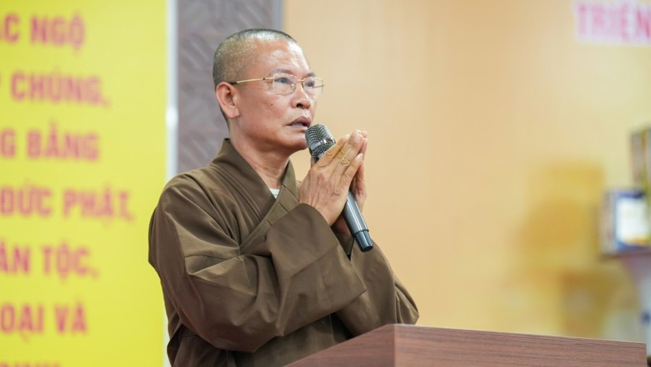 Thượng toạ Thích Đạo Phong triển khai Thông tư 256 của Hội đồng Trị sự GHPGVN về việc dừng Ban Trị sự GHPGVN cấp huyện Thượng toạ Thích Đạo Phong triển khai Thông tư 256 của Hội đồng Trị sự GHPGVN về việc dừng Ban Trị sự GHPGVN cấp huyện