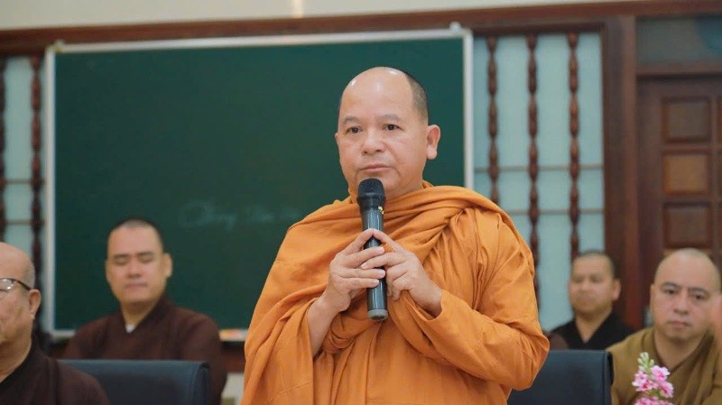 Thượng tọa Thích Giác Phổ, Phó Trưởng ban Thường trực Ban Trị sự thay mặt Ban Trị sự tri ân nhị vị Hòa thượng