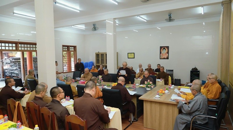 Quang cảnh buổi họp