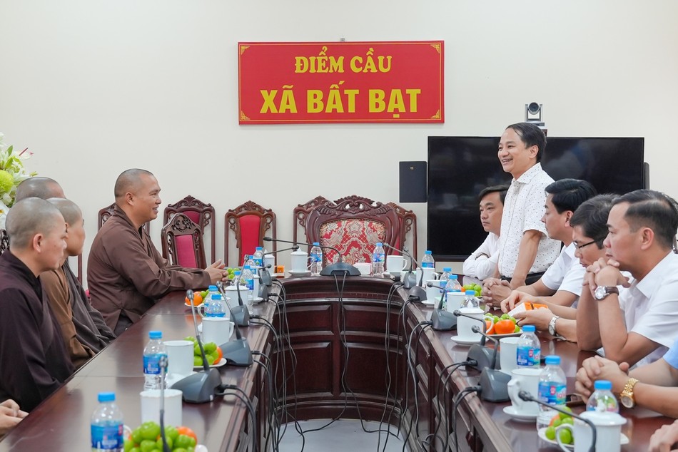 Đoàn Ban Thường trực Ban Trị sự GHPGVN TP.Hà Nội tại xã Bất Bạt Đoàn Ban Thường trực Ban Trị sự GHPGVN TP.Hà Nội tại xã Bất Bạt