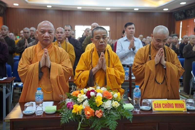 Chư tôn đức chứng minh, tham dự