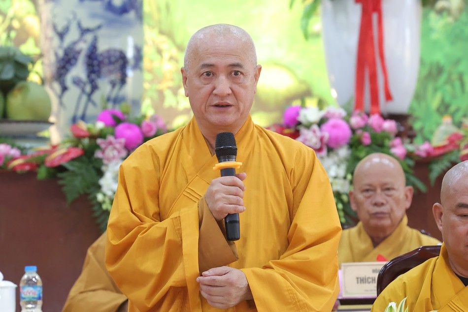 Hòa thượng Thích Huệ Thông đạo từ tại hội nghị Hòa thượng Thích Huệ Thông đạo từ tại hội nghị