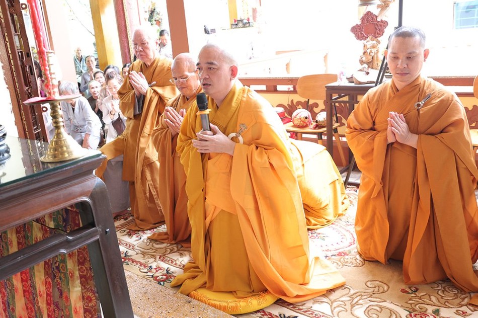 Thượng tọa Thích Phước Cường phát biểu nhận nhiệm vụ