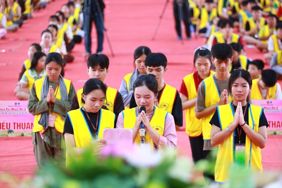Phật tử Phước Châu - Đặng Thái Phương Anh phát nguyện