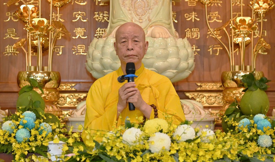 Hòa thượng Thích Thái Hòa chia sẻ với chủ đề Lương thực hỗ trợ người tu tập Hòa thượng Thích Thái Hòa chia sẻ với chủ đề Lương thực hỗ trợ người tu tập