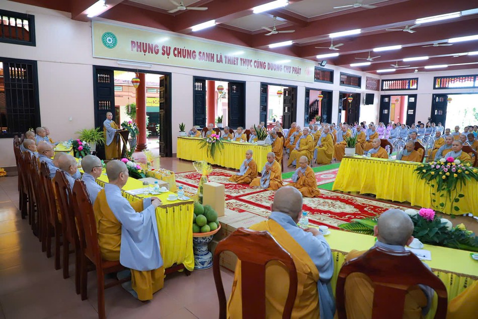 Quang cảnh trường hạ chùa Quang Minh Quang cảnh trường hạ chùa Quang Minh
