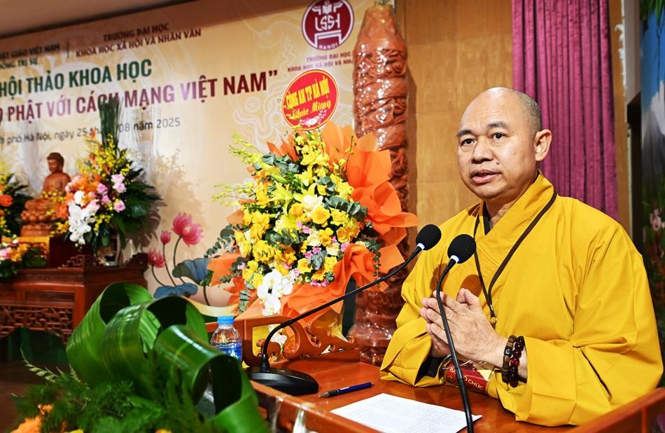Thượng tọa Thích Đức Thiện phát biểu đúc kết hội thảo Thượng tọa Thích Đức Thiện phát biểu đúc kết hội thảo