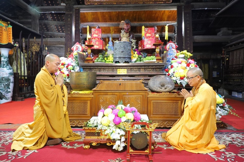 Tác pháp Tự tứ