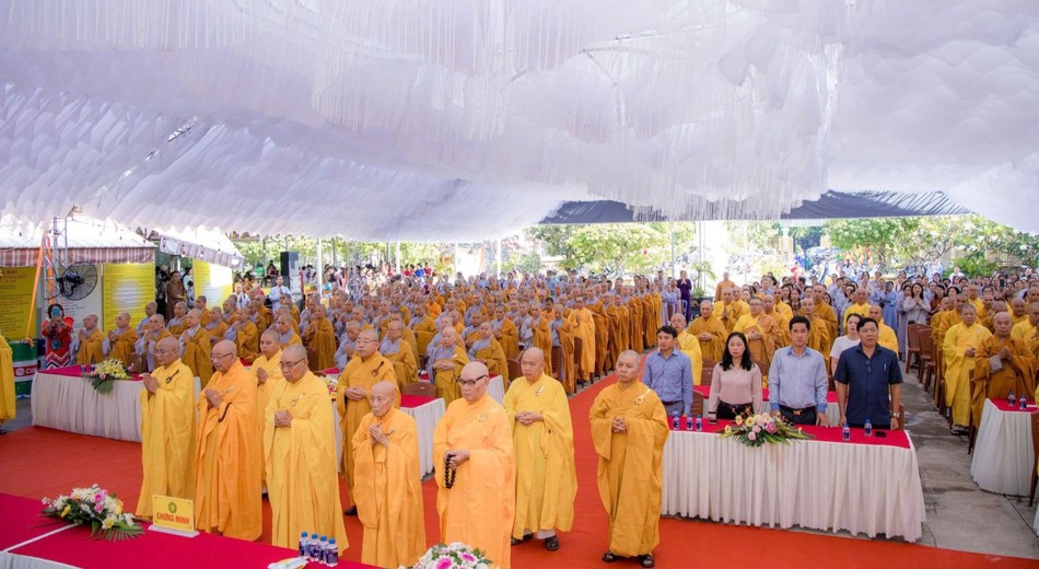 Quang cảnh buổi lễ Quang cảnh buổi lễ