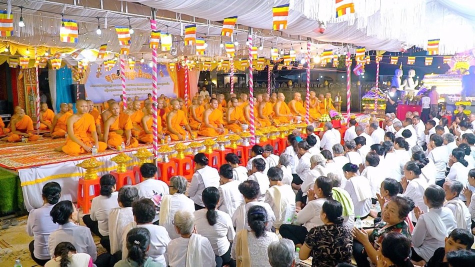 Quang cảnh buổi lễ Quang cảnh buổi lễ