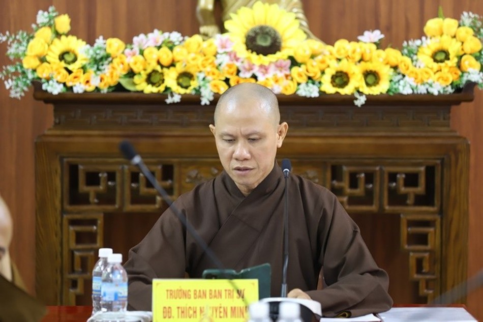 Đại đức Thích Nguyên Minh chủ trì buổi họp trực tuyến của Ban Thường trực Ban Trị sự tỉnh Đại đức Thích Nguyên Minh chủ trì buổi họp trực tuyến của Ban Thường trực Ban Trị sự tỉnh
