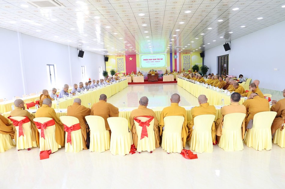 Quang cảnh buổi họp Quang cảnh buổi họp