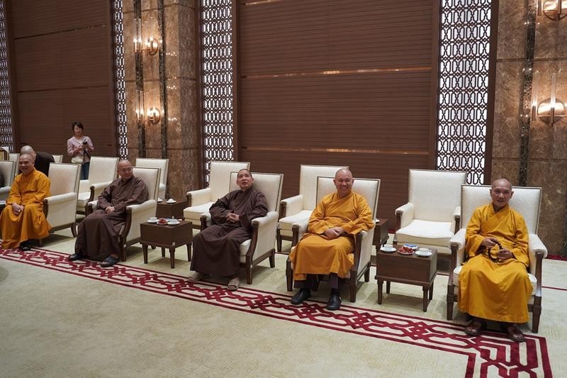 Chư tôn đức tham dự Chư tôn đức tham dự