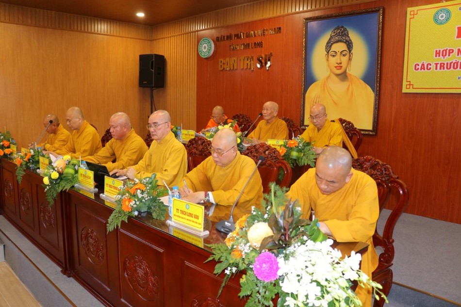 Chư tôn đức tham dự Chư tôn đức tham dự