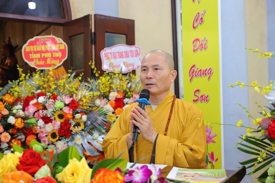 Thượng tọa Thích Minh Thuận phát biểu khai mạc Thượng tọa Thích Minh Thuận phát biểu khai mạc