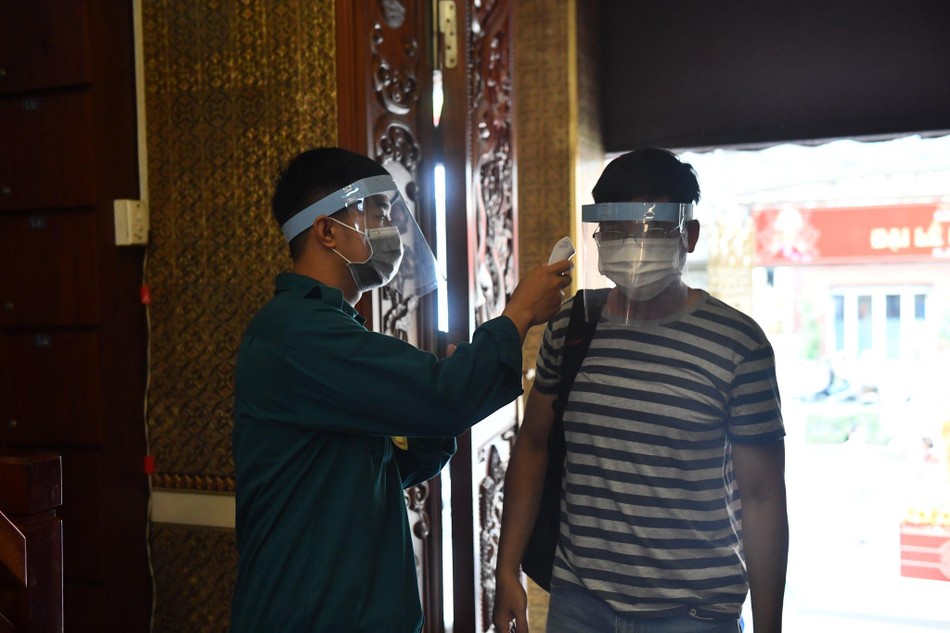 Đo thân nhiệt Đo thân nhiệt