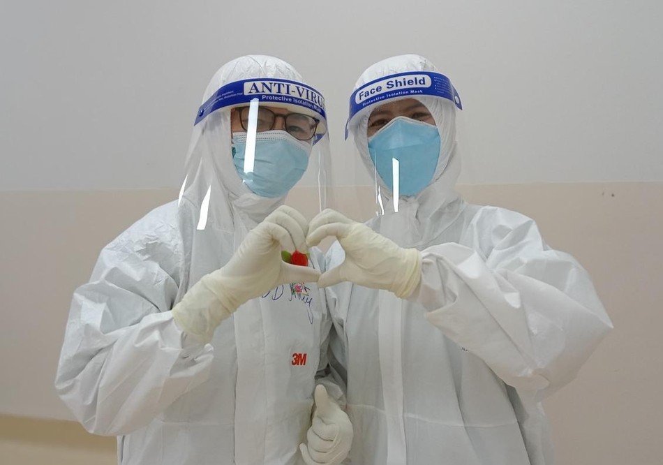 Niềm vui khi còn có mẹ