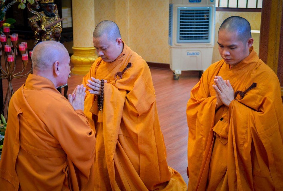 Tác pháp Tự tứ