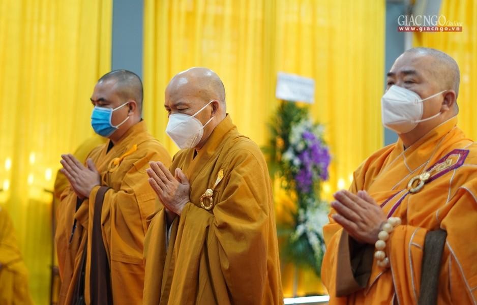 Chư tôn đức Phật giáo quận 12 tưởng niệm