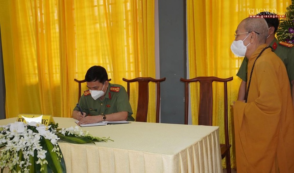 Ký số tang lưu niệm