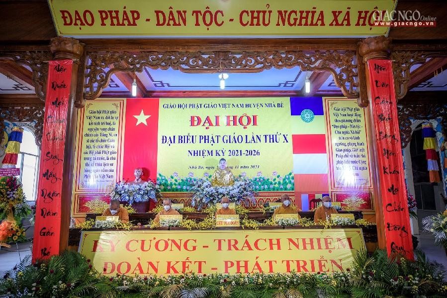Đoàn chủ tọa